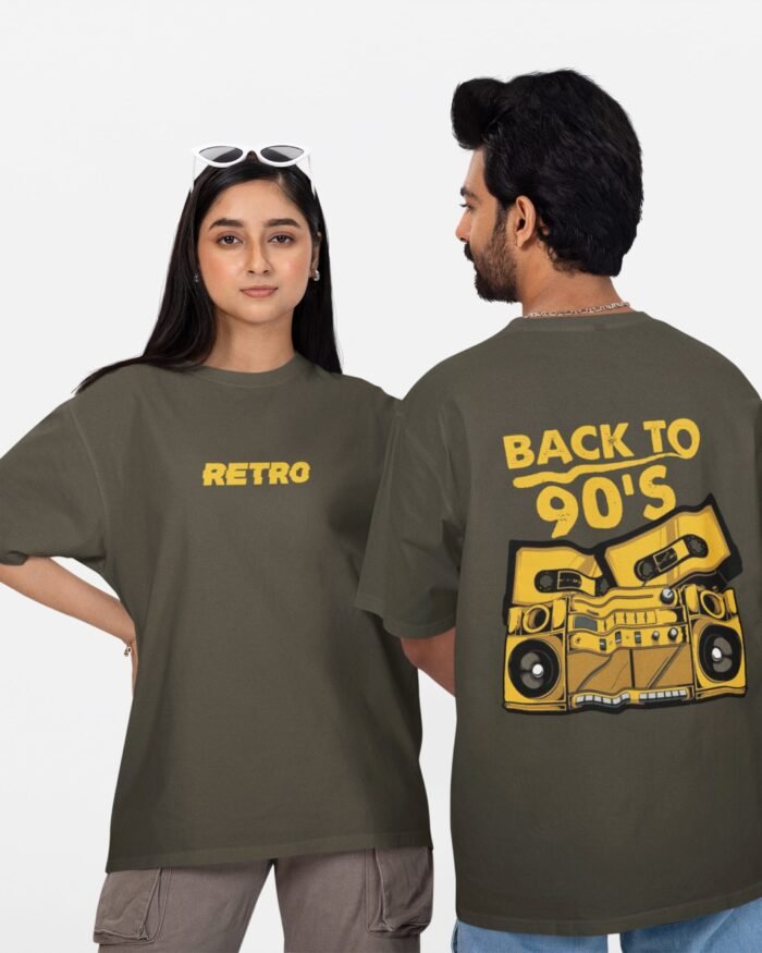 Kloch "Back to 90’s" t-shirt featuring a nostalgic boombox graphic and typography.